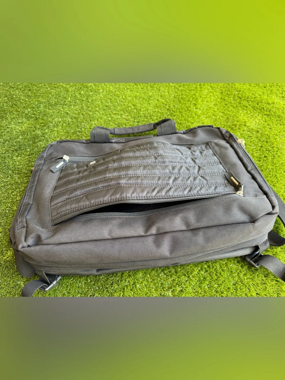 OGIO Black Laptop Messenger Bag Henkels & McCoy NWT Multiple Pockets Briefcase